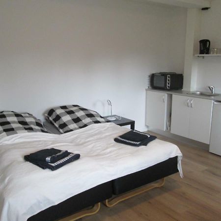 Hos Tina Bed and Breakfast Roskilde Exteriör bild