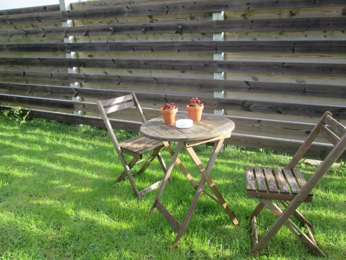 Hos Tina Bed and Breakfast Roskilde Exteriör bild