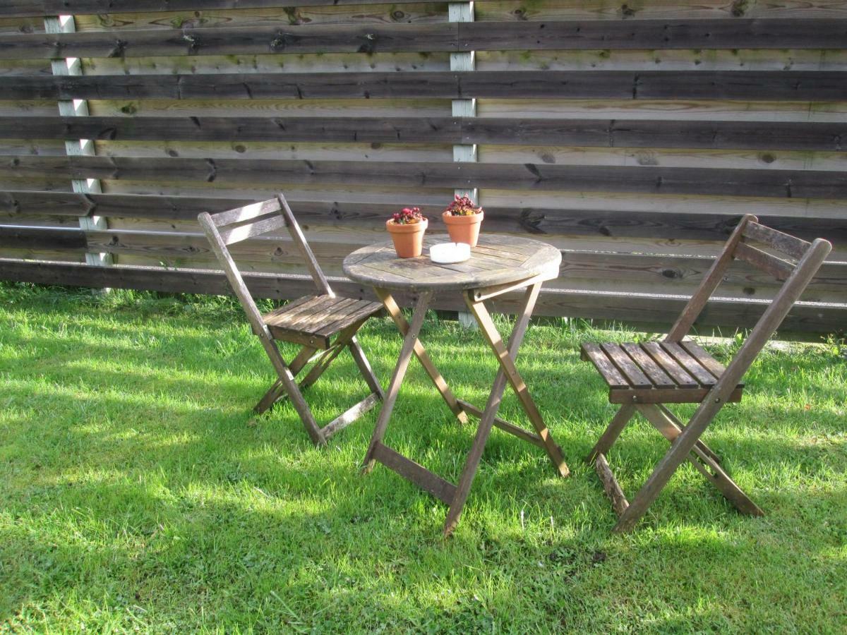Hos Tina Bed and Breakfast Roskilde Exteriör bild